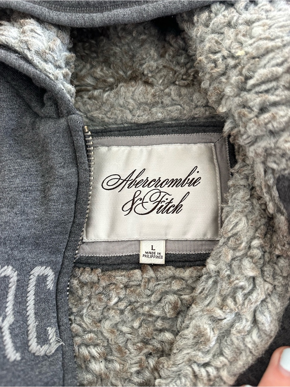 Y2K Abercrombie Sherpa-Lined Zip Hoodie in Charcoal Gray - Picture 3 of 6